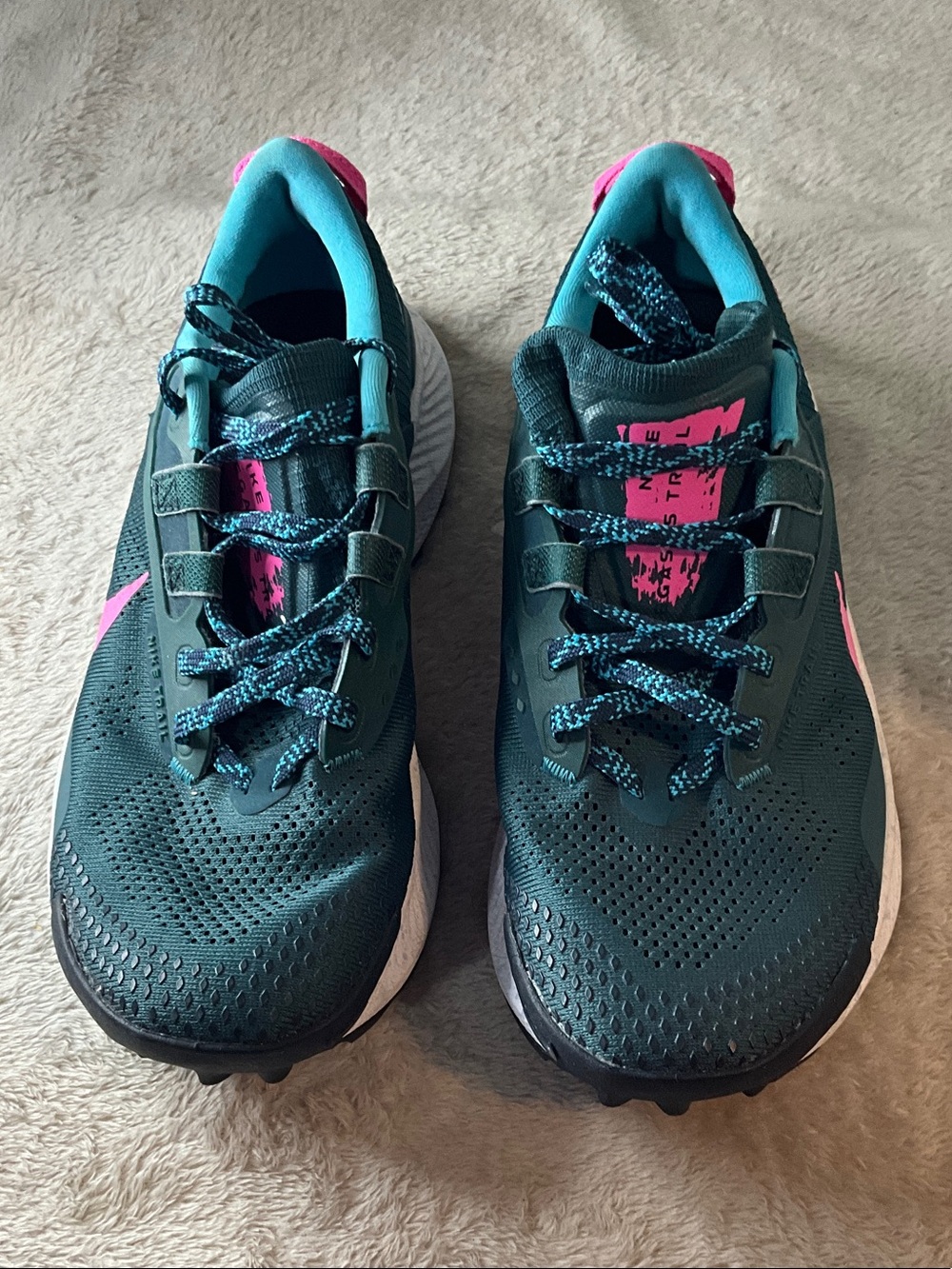Nike Pegasus Trail 3 Women Running Sneaker - Size 8